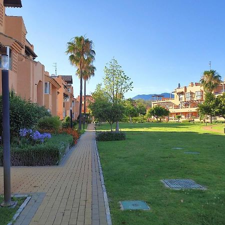 Casares Del Sol Apartment Exterior photo